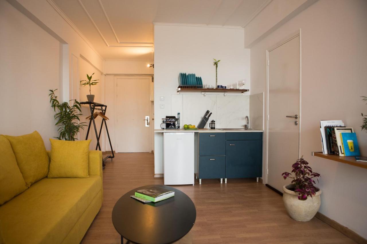 Apartamento Mosaics Aprtm In Parliament Square With Acropolis View Atenas Exterior foto